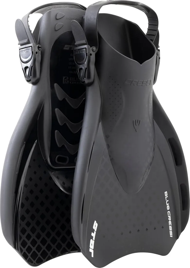 CRESSI Desde 1946 - Star Fins - Aletas Compactas Ajustables, Potente Pala Ventilada, Cómoda Zapata, Ideales para Nadar, Snorkel y Viajar - Adultos