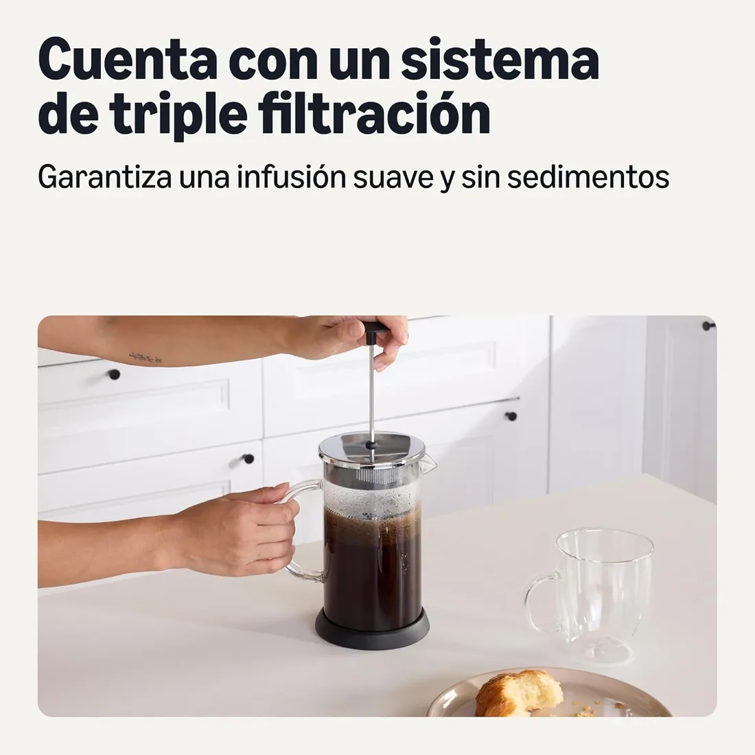 Amazon Basics Cafetera Francesa, 0,97L, Vidrio de Borosilicato, Libre de BPA, Piezas Desmontables Aptas para Lavavajillas foto 3