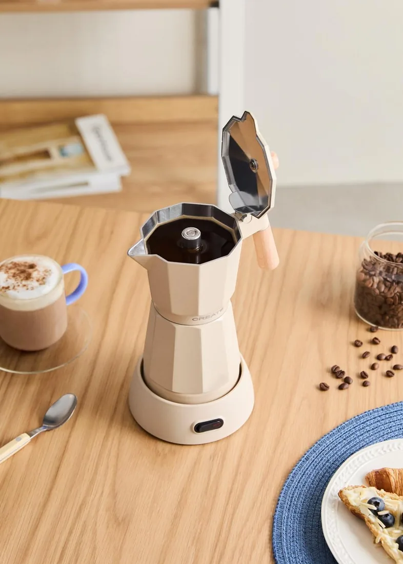 CREATE / THERA MOKA ELECTRIC/Cafetera italiana eléctrica arena/Función de mantener caliente, 300 ml, capacidad de 6 tazas, retiene el calor, base 360º, fácil de limpiar y libre de BPA, 480W foto 3