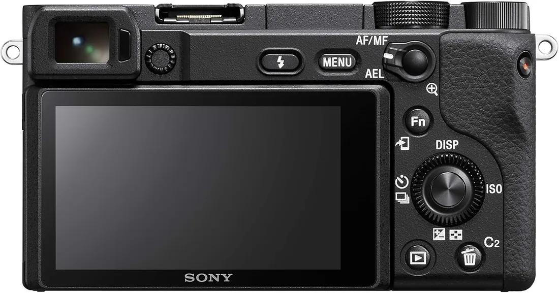 Sony Alpha 6400 cámara mirrorless (APS-C) con Objetivo 18-135mm f/3.5-5.6, 24.2MP, vídeo 4K, Enfoque automático ultrarrápido 0.02s y Pantalla abatible, Ideal para fotografía de Viajes y vlogging foto 2