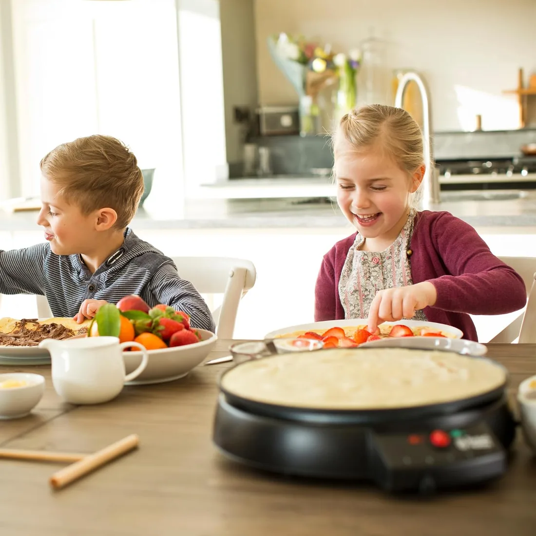 Russell Hobbs Fiesta - Crepera (1200 W, Acero Inoxidable, Diámetro de 30 cm, Negro, 2 Accesorios) - ref. 20920-56 foto 2