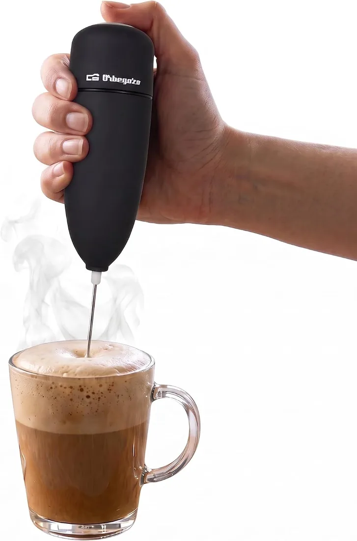 Orbegozo MN 3800 Espumador de Leche Eléctrico a Pilas 2xAA, Batidora para Café y Capuccino, Leche Espumosa en Segundos, Tacto Suave, Fácil Limpieza, Incluye Soporte, Negro