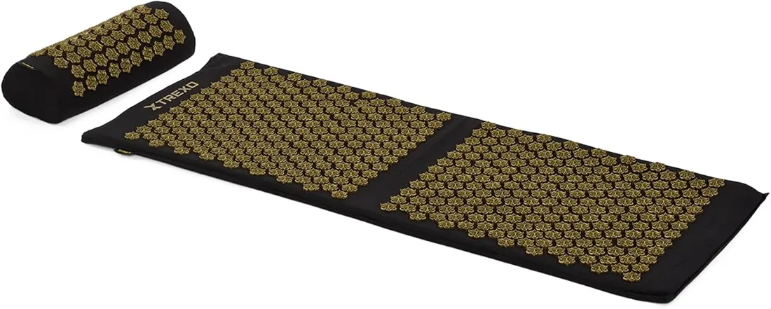 TREXO Esterilla de acupresión grande con cojín en negro, 110 x 44 x 2 cm, con cojín de 38 x 15 cm, incluye funda de algodón y esponja 18D, resistente a la abrasión, picos de PVC que alivia la tensión foto 2