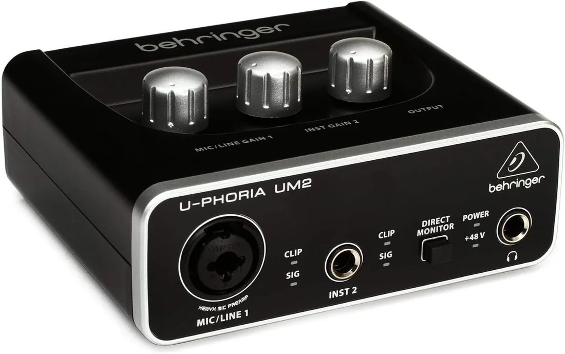 Behringer UM2 - Interfaz de audio USB 2x2 Audiophile con preamplificador de micrófono Xenyx, Color negro