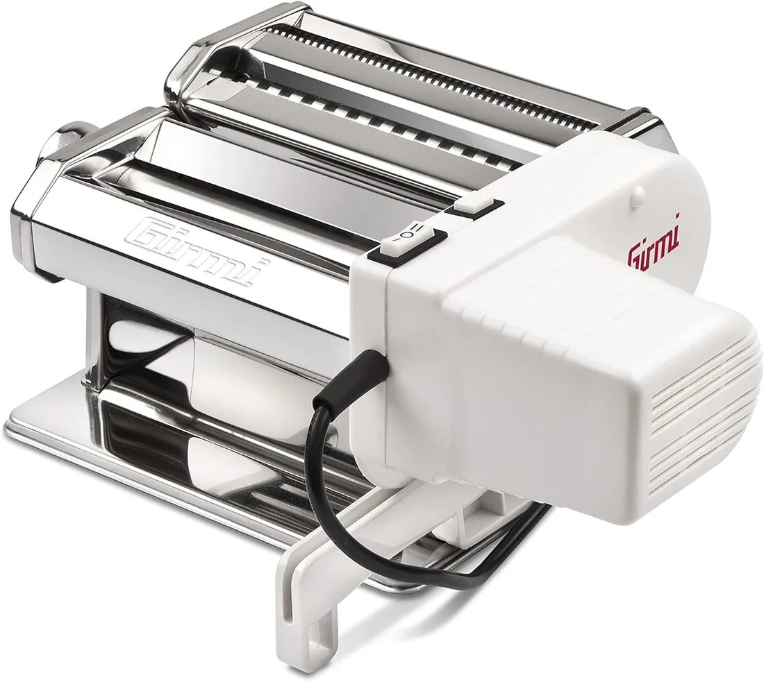 Girmi IM91 Máquina de pasta eléctrica, 90 W, Cuerpo en Acero Inoxidable, 2 velocidades y Pulse, 2 accesorios intercambiables, 5 formatos de pasta, Blanco
