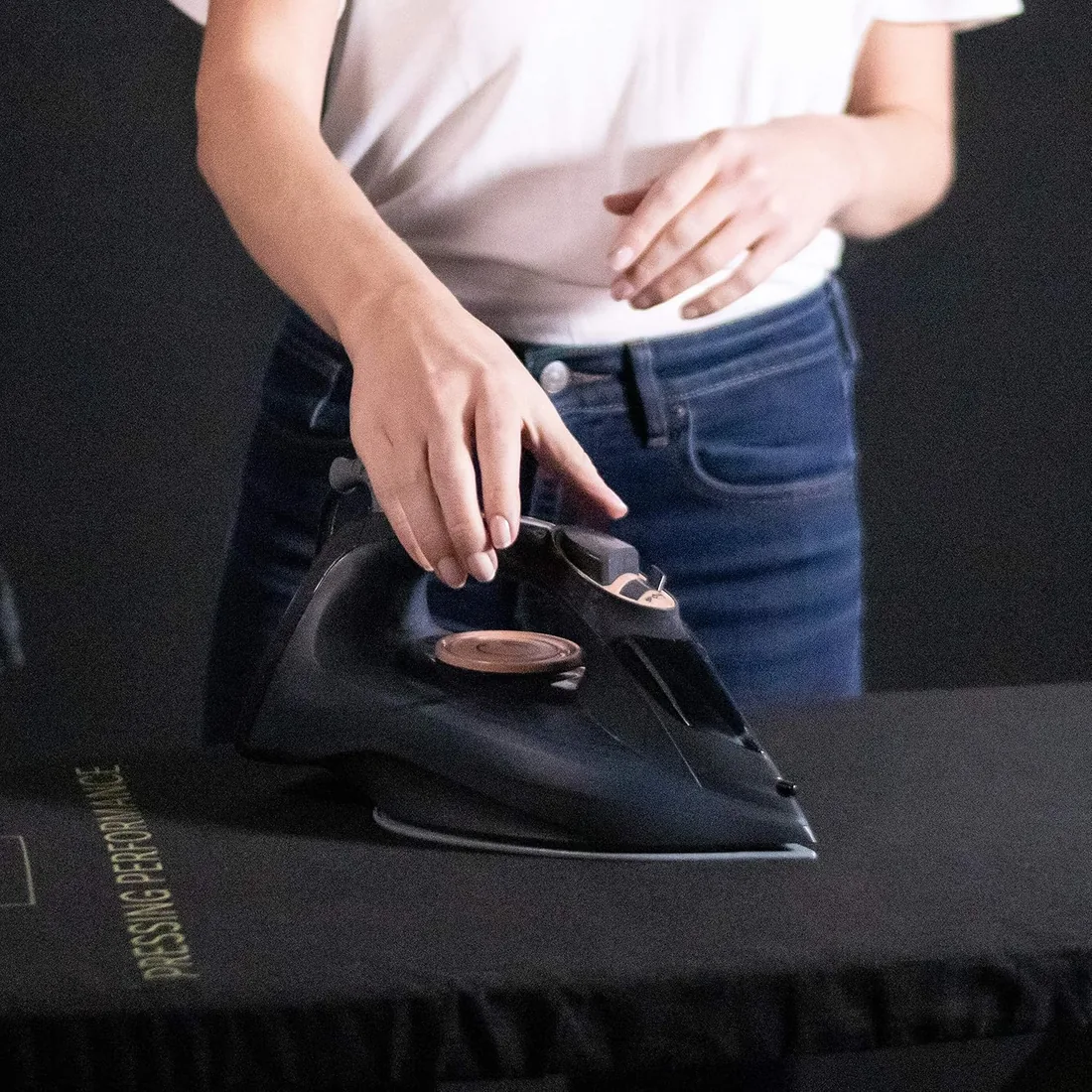 Ufesa PV1100C Daily Plancha de Vapor 2400W, Golpe de Vapor Max 120gr y Constante 0 - 30gr/min, Suela Cerámica, Doble Sistema Antical, Antigoteo, Color Negro foto 2
