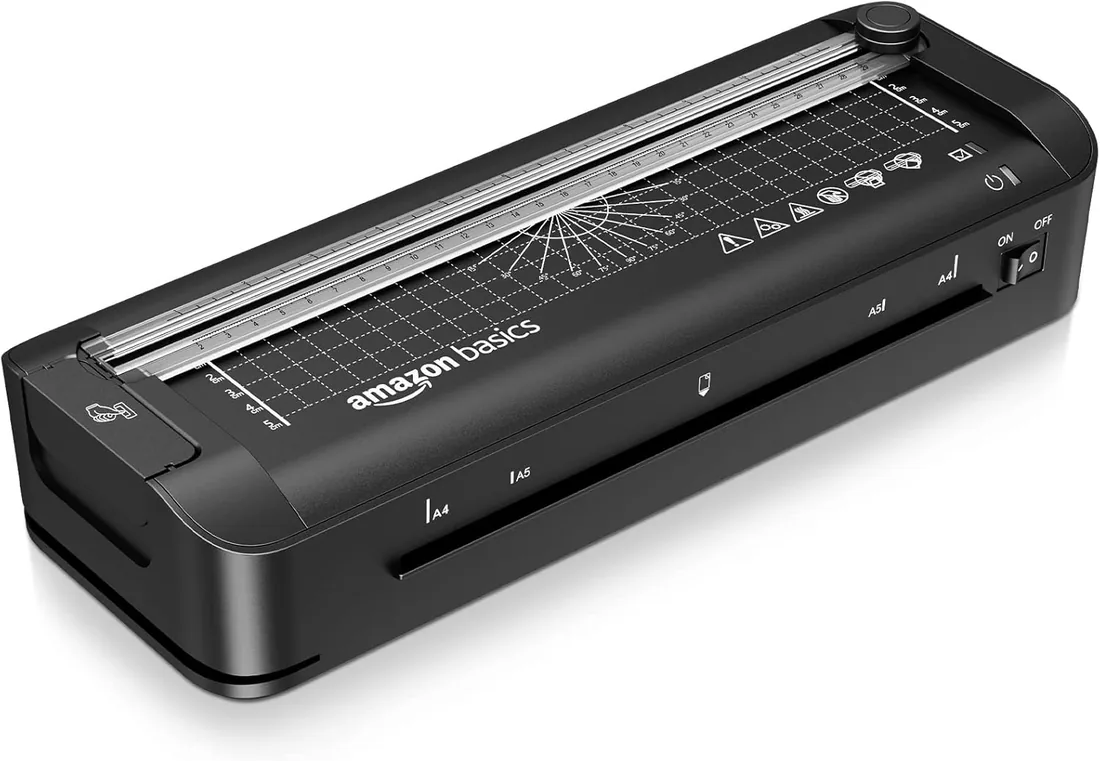 Amazon Basics Máquina de laminación térmica, 3 en 1, corta, perfora y redondea bordes, tamaño A4, 10 bolsas incluidas, enchufe de EU, Negro