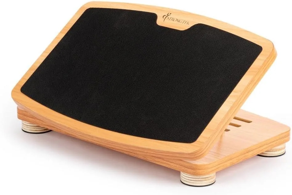 StrongTek Reposapiés Ergonómico de Madera Ajustable Oficina | Plataforma duradera y ajustable para debajo del escritorio con acabado antideslizante para uso diario continuo