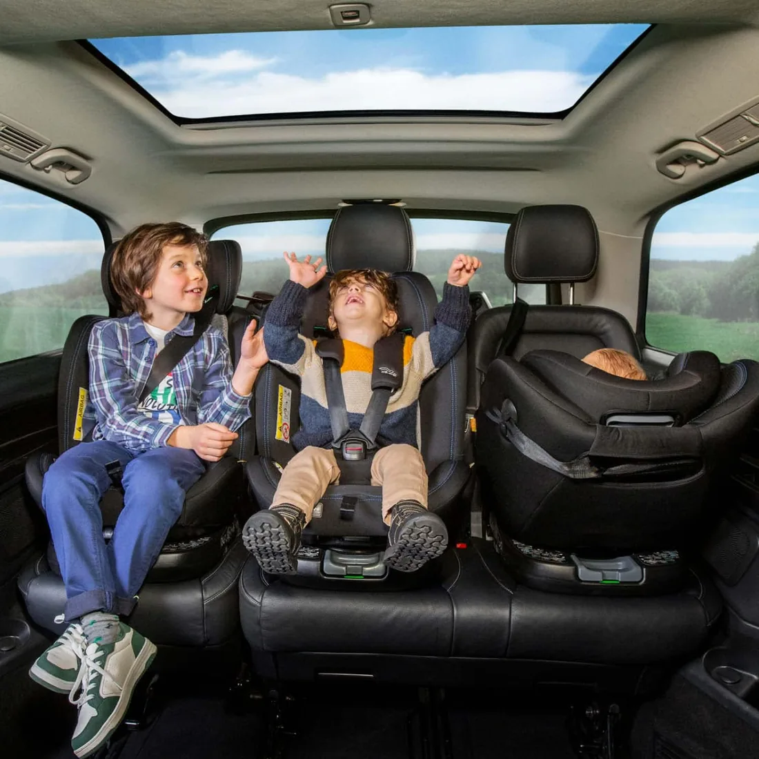 Chicco Unico EVO I'Size Classic, Silla de Coche ISOFIX para Bebés y Niños de 40 a 150 cm, Grupo 0123 Desde Recién Nacido hasta 12 Años, Giratoria 360º, Reductor, Ajustable y Protección Lateral, Negra foto 2
