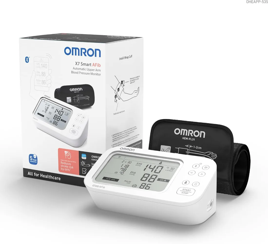 OMRON X7 Smart AFib Tensiómetro de brazo Detecta Fibrilación Auricular | Medidor de Tensión arterial Clínicamente validado incl. embarazo y diabetes, Brazalete Intelli Wrap 22-42cm, 2 Usarios
