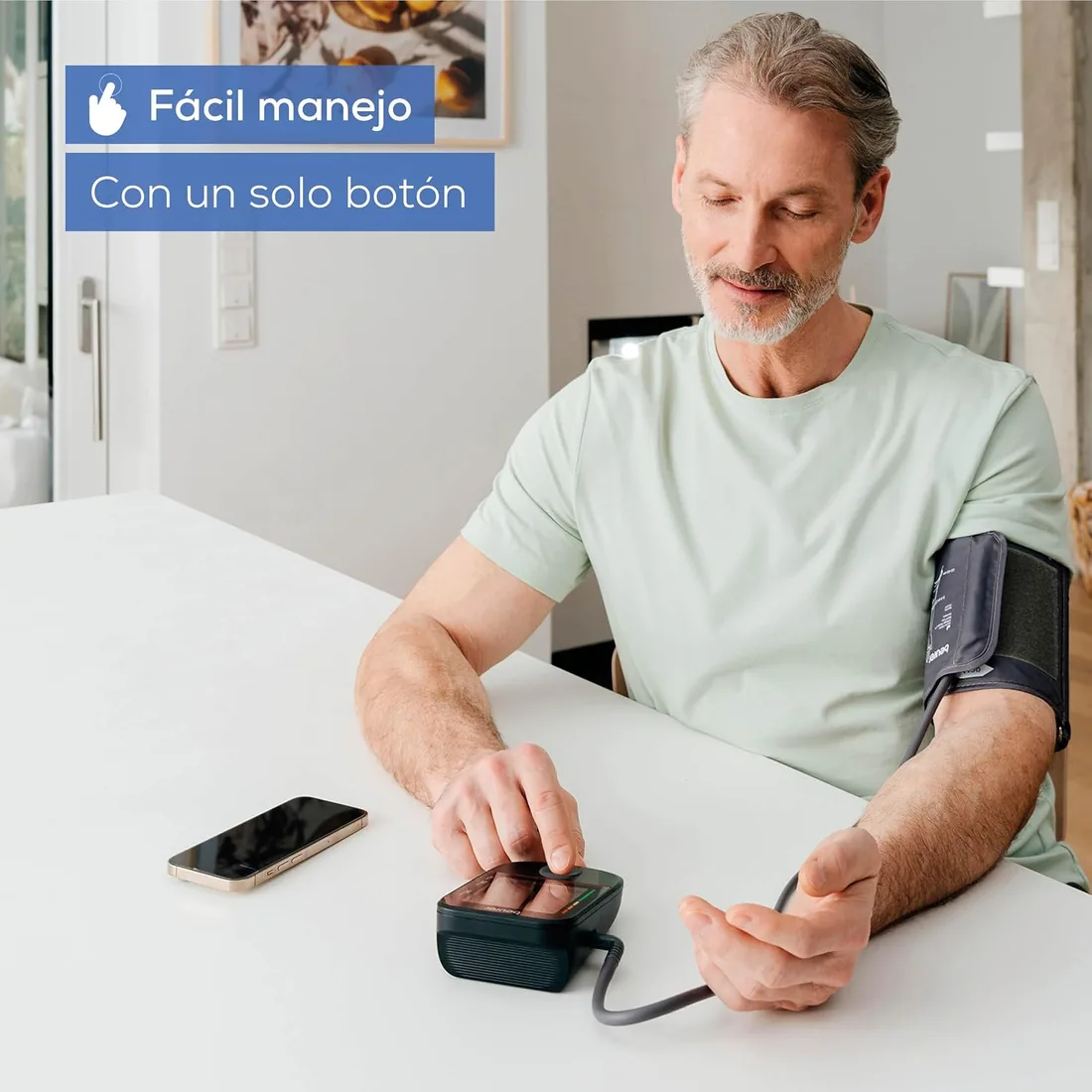 Beurer BM 48 Tensiómetro de brazo, operación sencilla con un solo botón, medición suave y rápida, detección de arritmias, 22-42 cm, con aplicación, transferencia de datos a Apple Health y más foto 2